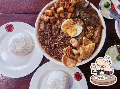 Andy's Famous Batangas Lomi & Bulalo restaurant, .